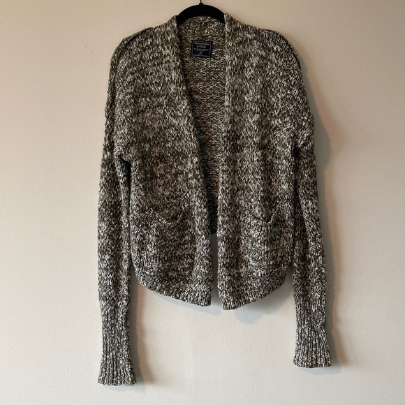 Abercrombie & Fitch Sweaters - 𝅺Abercrombie & Fitch Knit Cardigan